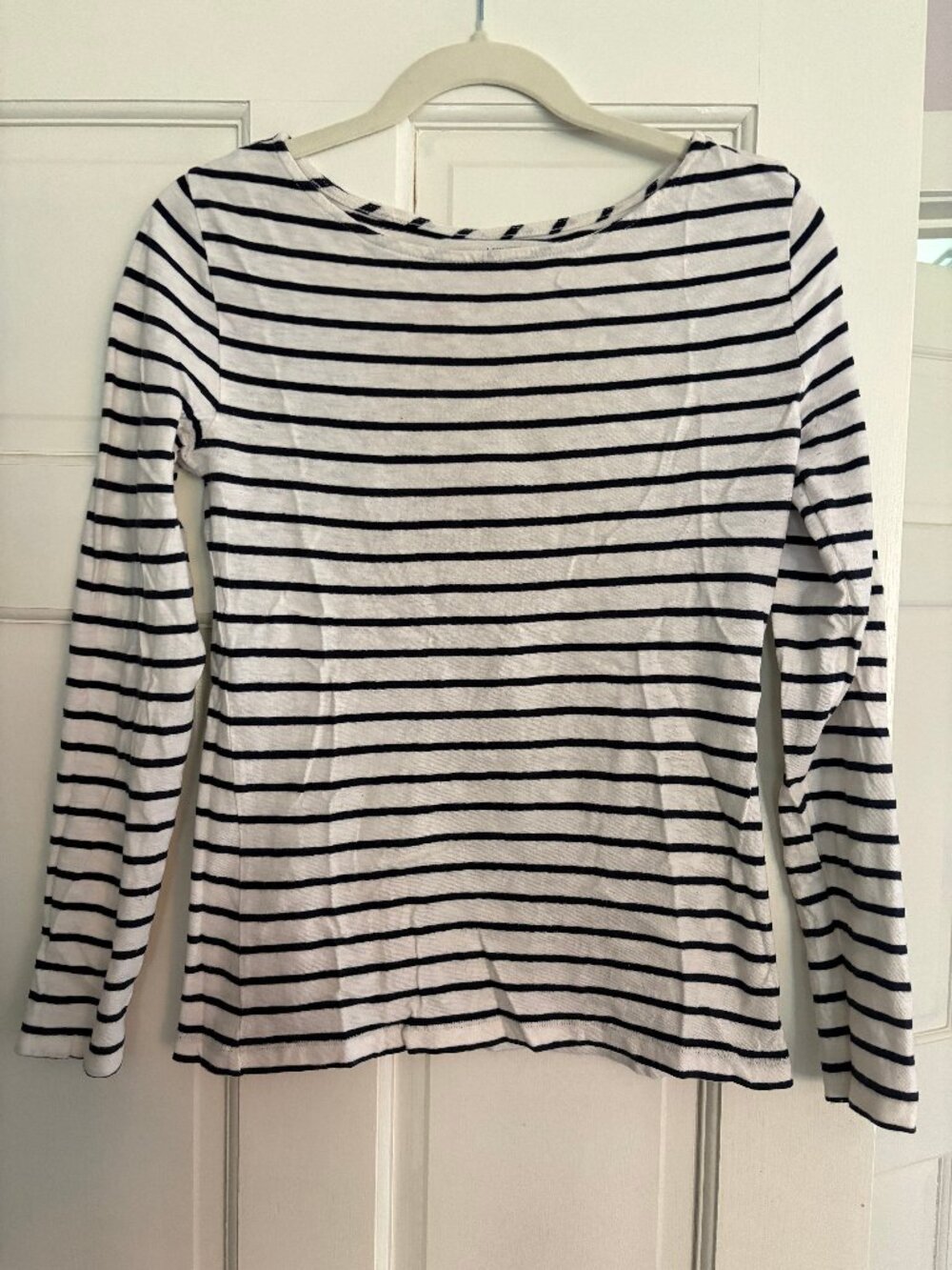 long-sleeve t-shirt